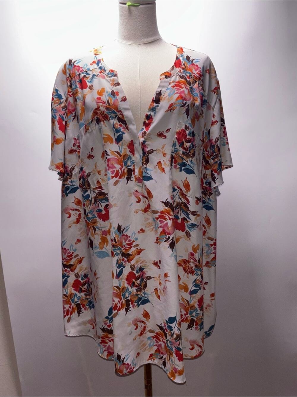 torrid Harper Floral Flutter Sleeve Blouse Size 5 = 5X
